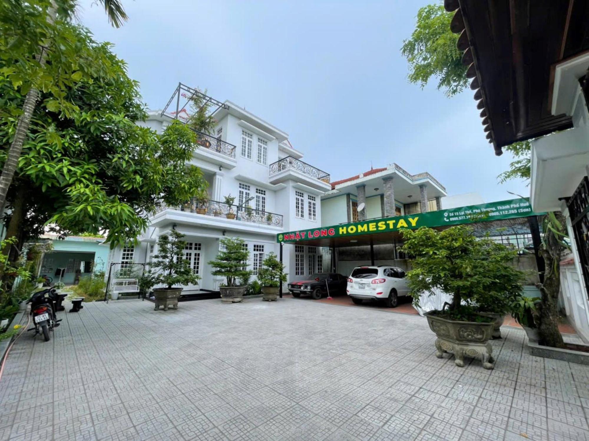 Nhat Long Homestay Hué Eksteriør billede